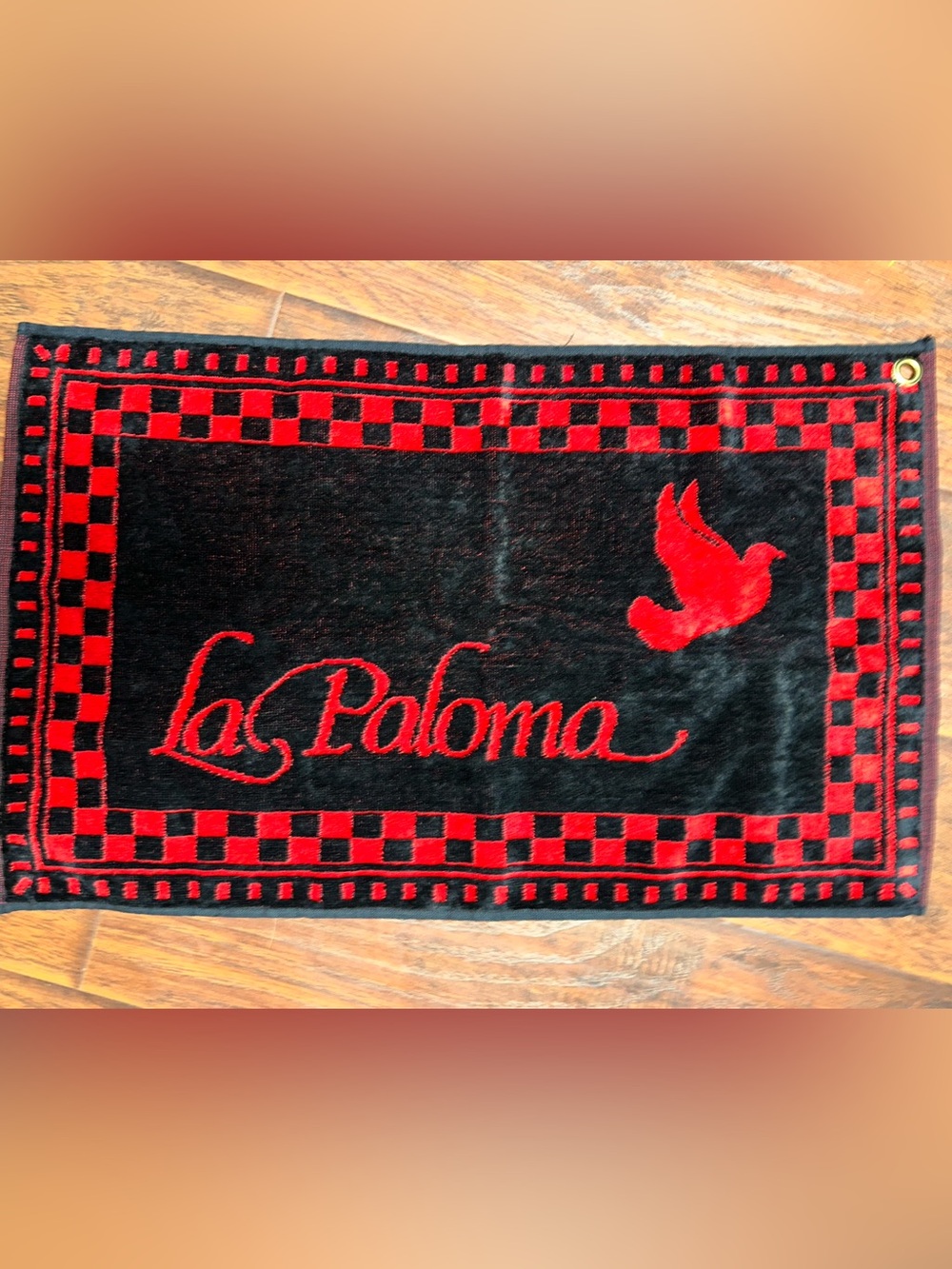 ⁠Vintage Sir Christopher Hatton Golf Towel La Paloma Country Club Red Black AA24
